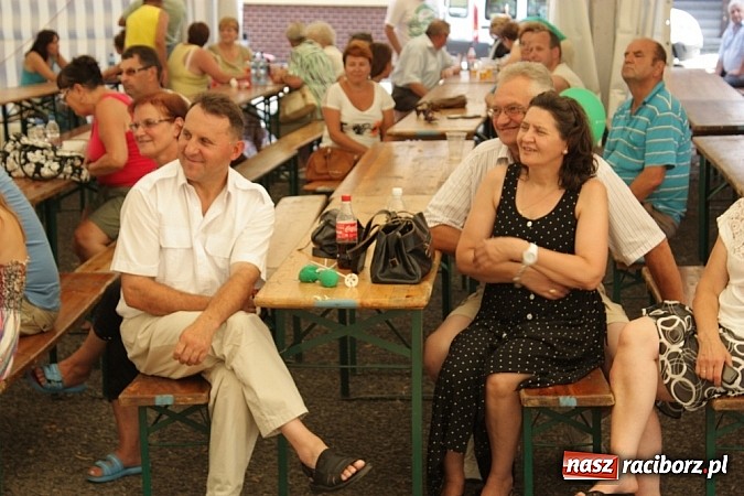 Zdjęcie w galerii na portalu naszraciborz.pl: Upalna niedziela w Krzanowicach - piknik familijny na dni miasta wiadomości z regionu