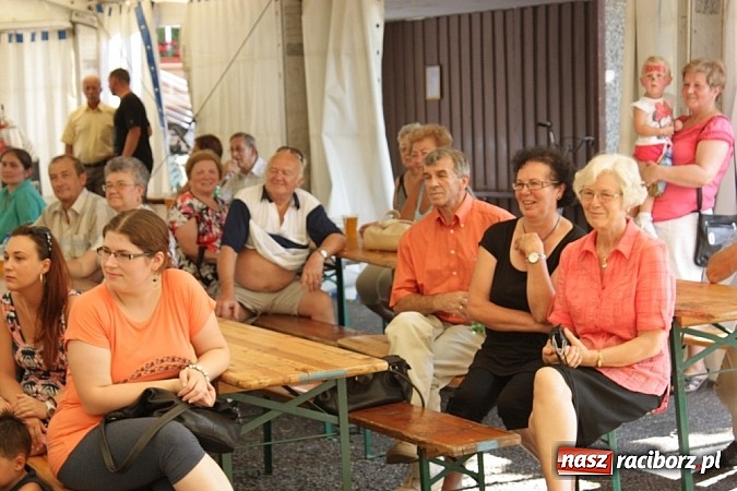 Zdjęcie w galerii na portalu naszraciborz.pl: Upalna niedziela w Krzanowicach - piknik familijny na dni miasta wiadomości z regionu