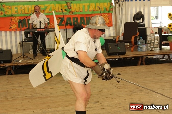 Zdjęcie w galerii na portalu naszraciborz.pl: Upalna niedziela w Krzanowicach - piknik familijny na dni miasta wiadomości z regionu