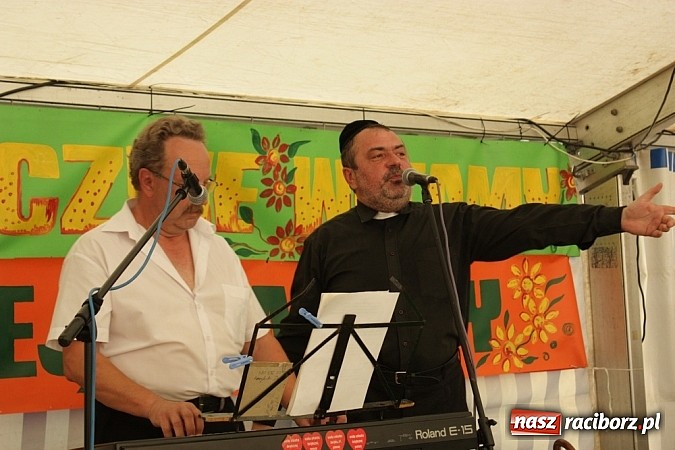 Zdjęcie w galerii na portalu naszraciborz.pl: Upalna niedziela w Krzanowicach - piknik familijny na dni miasta wiadomości z regionu