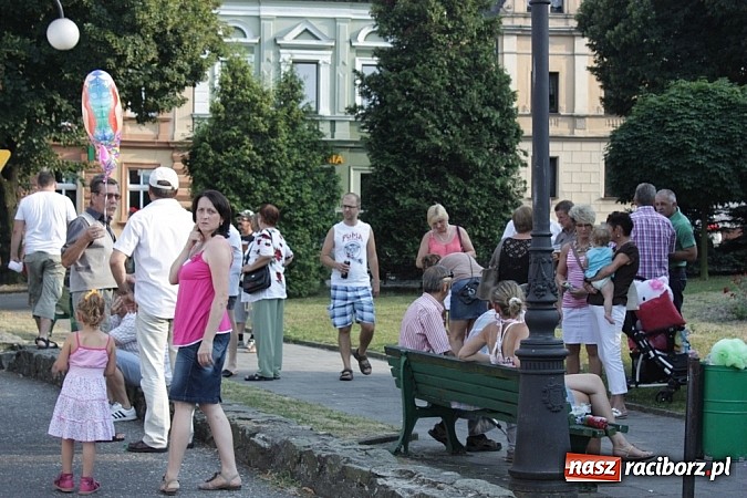 Zdjęcie w galerii na portalu naszraciborz.pl: Upalna niedziela w Krzanowicach - piknik familijny na dni miasta wiadomości z regionu