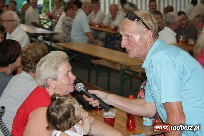 Zdjęcie w galerii na portalu naszraciborz.pl: Upalna niedziela w Krzanowicach - piknik familijny na dni miasta wiadomości z regionu