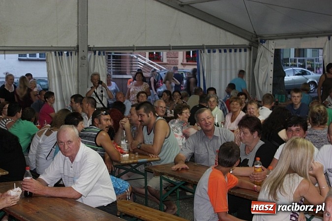 Zdjęcie w galerii na portalu naszraciborz.pl: Upalna niedziela w Krzanowicach - piknik familijny na dni miasta wiadomości z regionu