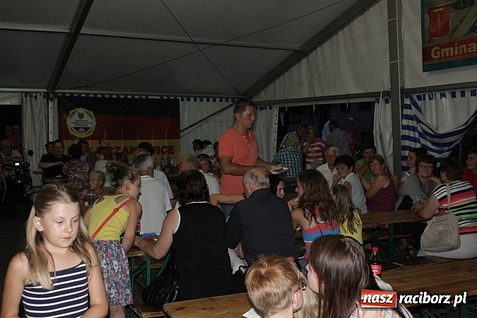 Zdjęcie w galerii na portalu naszraciborz.pl: Upalna niedziela w Krzanowicach - piknik familijny na dni miasta wiadomości z regionu