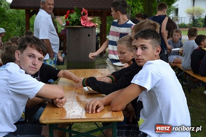 Zdjęcie w galerii na portalu naszraciborz.pl: Puchar i medale osobiście z rąk burmistrza! wiadomości z regionu