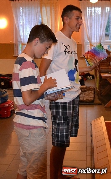 Zdjęcie w galerii na portalu naszraciborz.pl: Puchar i medale osobiście z rąk burmistrza! wiadomości z regionu