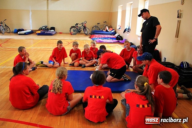 Zdjęcie w galerii na portalu naszraciborz.pl: Uczą się pierwszej pomocy na obozie strażackim wiadomości z regionu