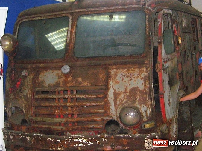 Zdjęcie w galerii na portalu naszraciborz.pl: Uczą się pierwszej pomocy na obozie strażackim wiadomości z regionu