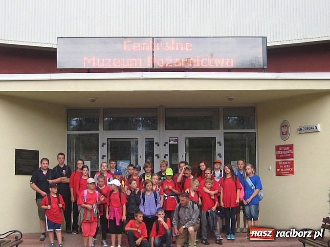 Zdjęcie w galerii na portalu naszraciborz.pl: Uczą się pierwszej pomocy na obozie strażackim wiadomości z regionu