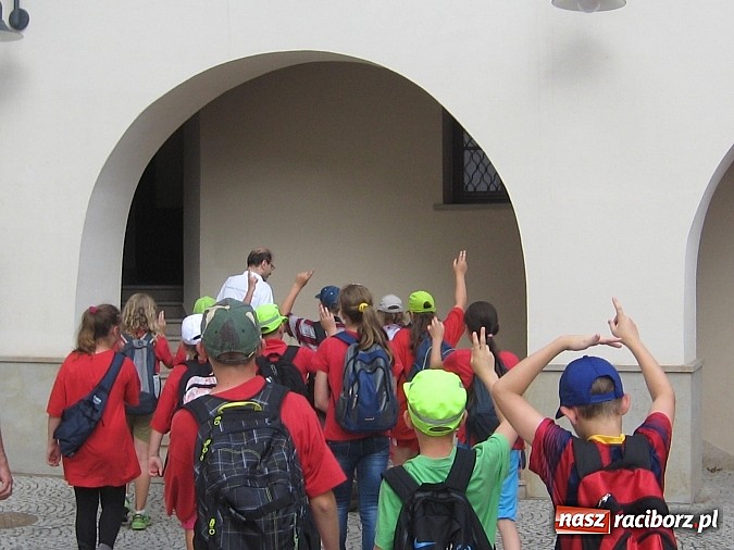 Zdjęcie w galerii na portalu naszraciborz.pl: Uczą się pierwszej pomocy na obozie strażackim wiadomości z regionu