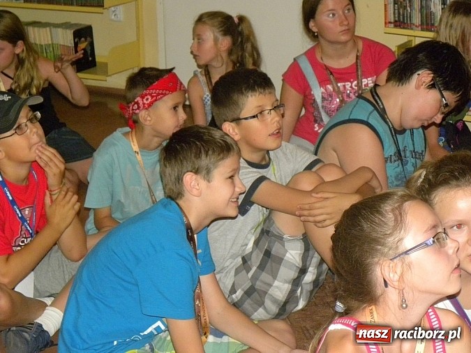 Zdjęcie w galerii na portalu naszraciborz.pl: Na indyjskiej ulicy... wiadomości z regionu