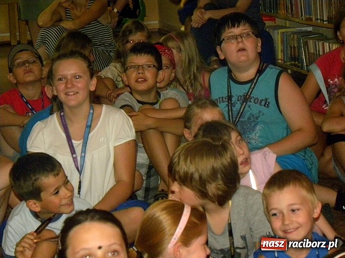 Zdjęcie w galerii na portalu naszraciborz.pl: Na indyjskiej ulicy... wiadomości z regionu