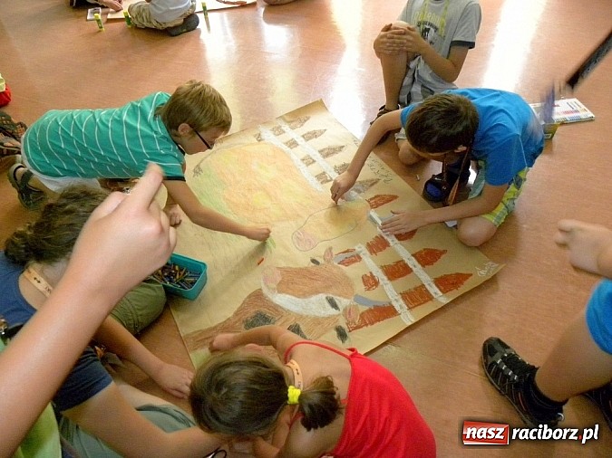 Zdjęcie w galerii na portalu naszraciborz.pl: Na indyjskiej ulicy... wiadomości z regionu