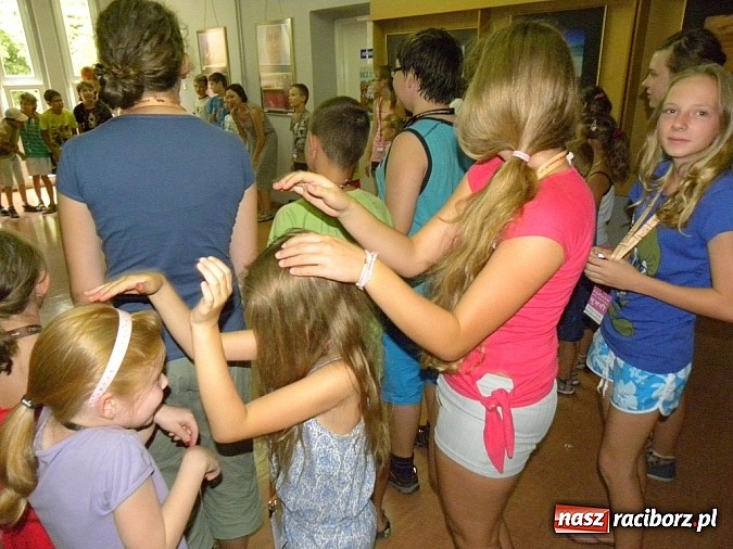 Zdjęcie w galerii na portalu naszraciborz.pl: Na indyjskiej ulicy... wiadomości z regionu