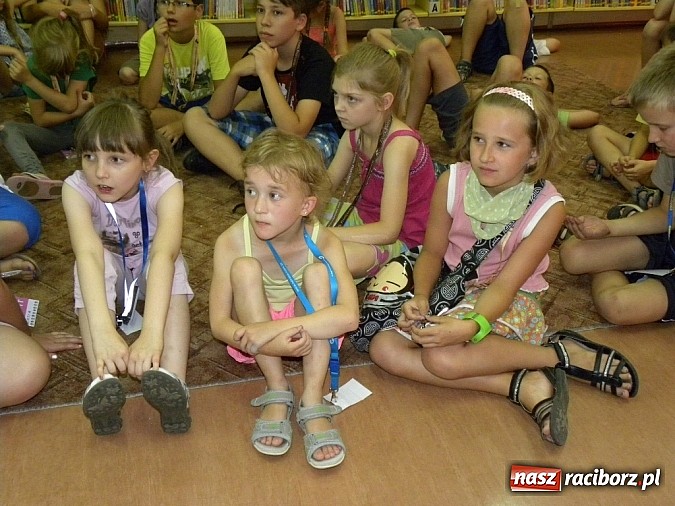 Zdjęcie w galerii na portalu naszraciborz.pl: Na indyjskiej ulicy... wiadomości z regionu