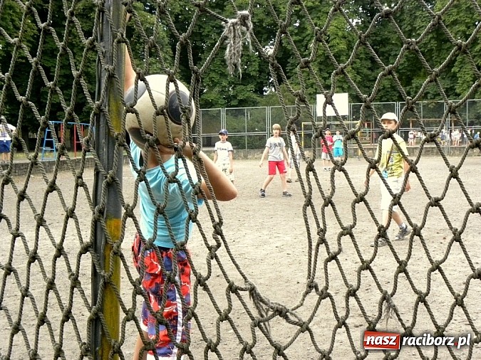 Zdjęcie w galerii na portalu naszraciborz.pl: Na indyjskiej ulicy... wiadomości z regionu