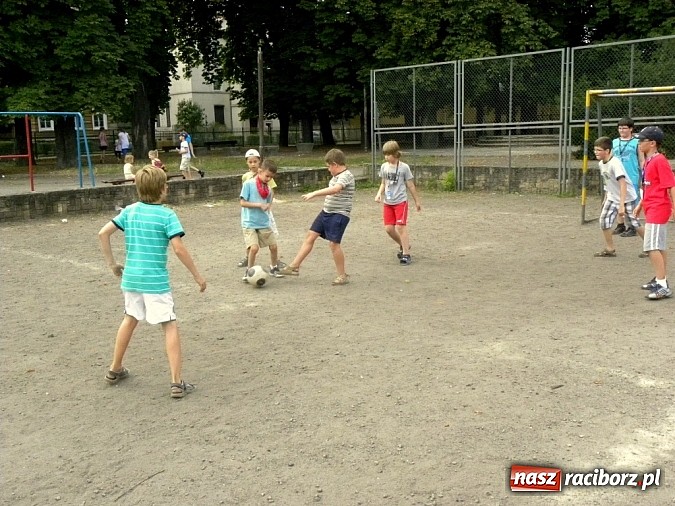 Zdjęcie w galerii na portalu naszraciborz.pl: Na indyjskiej ulicy... wiadomości z regionu