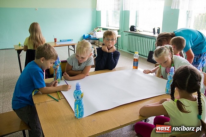 Zdjęcie w galerii na portalu naszraciborz.pl: Półmetek akcji Lato w Studziennej wiadomości z regionu