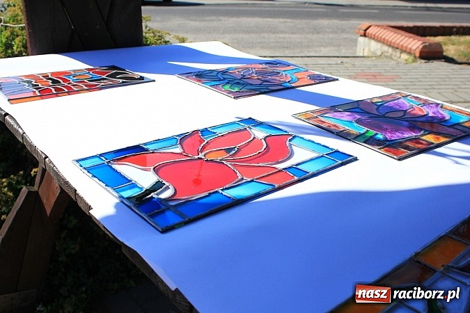 Zdjęcie w galerii na portalu naszraciborz.pl: Akcja LATO: Happening artystyczny w Nędzy wiadomości z regionu