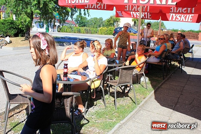 Zdjęcie w galerii na portalu naszraciborz.pl: Akcja LATO: Happening artystyczny w Nędzy wiadomości z regionu