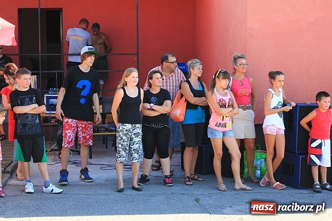 Zdjęcie w galerii na portalu naszraciborz.pl: Akcja LATO: Happening artystyczny w Nędzy wiadomości z regionu