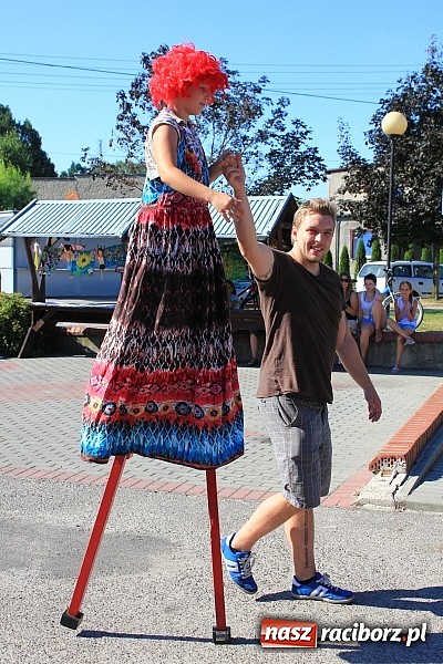 Zdjęcie w galerii na portalu naszraciborz.pl: Akcja LATO: Happening artystyczny w Nędzy wiadomości z regionu