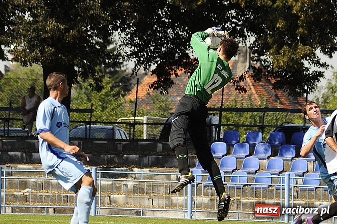 Zdjęcie w galerii na portalu naszraciborz.pl: Porażka Unii z trzecioligowcem wiadomości z regionu