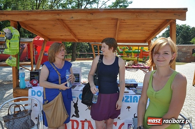 Zdjęcie w galerii na portalu naszraciborz.pl: Zamkowe targi organizacji pozarządowych wiadomości z regionu
