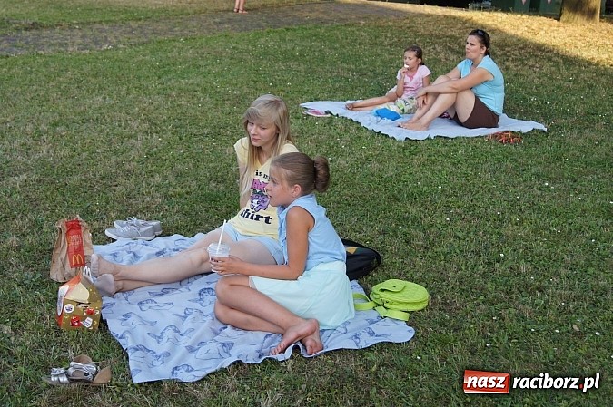 Zdjęcie w galerii na portalu naszraciborz.pl: Letnie wieczory z kinem plenerowym wiadomości z regionu
