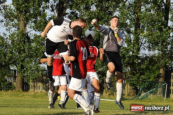 Zdjęcie w galerii na portalu naszraciborz.pl: Puchar Polski: Pewna wygrana Turzy Śląskiej wiadomości z regionu