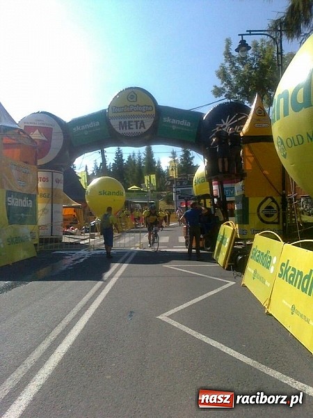 Zdjęcie w galerii na portalu naszraciborz.pl: Proboszcz z Rud pojechał w Tour de Pologne wiadomości z regionu