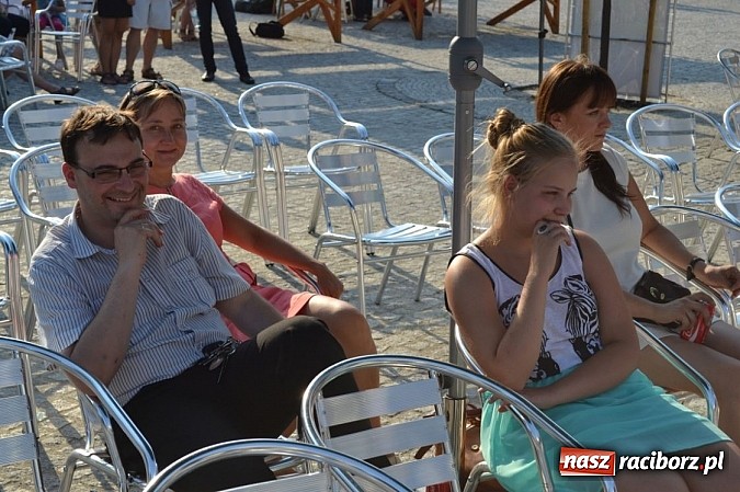 Zdjęcie w galerii na portalu naszraciborz.pl: Folkowa muzyczna podróż na zamku wiadomości z regionu