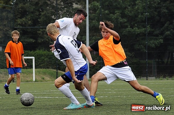 Zdjęcie w galerii na portalu naszraciborz.pl: Wychylylybymy triumfatorem Ligi Orlik wiadomości z regionu