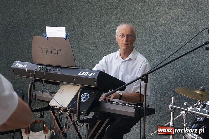 Zdjęcie w galerii na portalu naszraciborz.pl: Świetna zabawa przy 