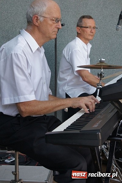 Zdjęcie w galerii na portalu naszraciborz.pl: Świetna zabawa przy 