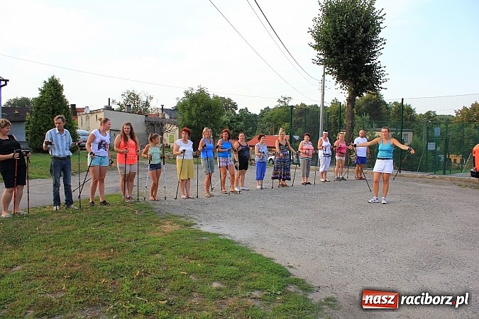 Zdjęcie w galerii na portalu naszraciborz.pl: Nordic walking - sport dla każdego wiadomości z regionu