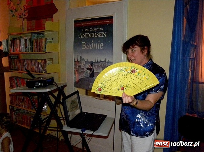 Zdjęcie w galerii na portalu naszraciborz.pl: Lato w bibliotece - w krainie Złotego Smoka wiadomości z regionu