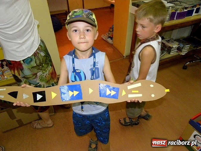 Zdjęcie w galerii na portalu naszraciborz.pl: Lato w bibliotece - w krainie Złotego Smoka wiadomości z regionu