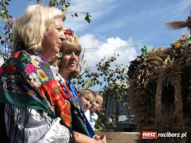 Zdjęcie w galerii na portalu naszraciborz.pl: Dożynki 2008: Za słabo płacą wiadomości z regionu