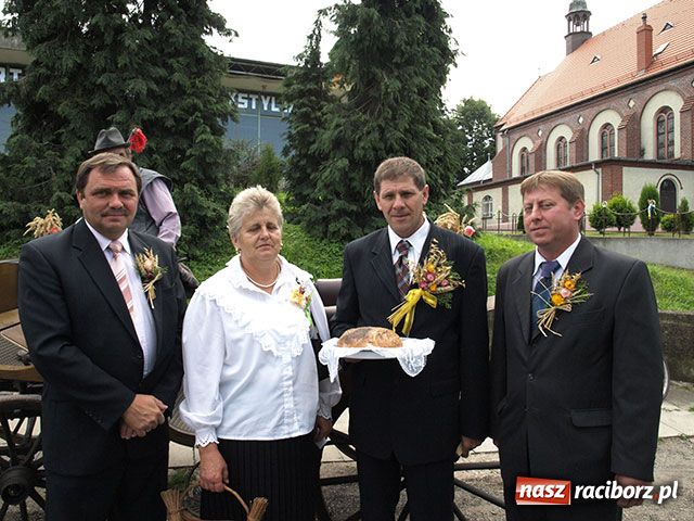 Zdjęcie w galerii na portalu naszraciborz.pl: Dożynki 2008: Za słabo płacą wiadomości z regionu