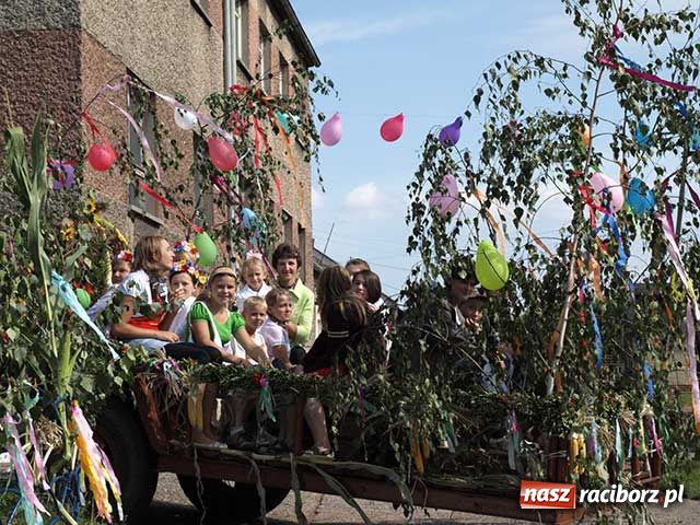 Zdjęcie w galerii na portalu naszraciborz.pl: Dożynki 2008: Za słabo płacą wiadomości z regionu