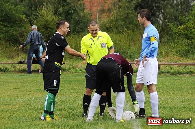Zdjęcie w galerii na portalu naszraciborz.pl: Buk Rudy pokonał LKS Pawłów wiadomości z regionu