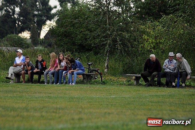 Zdjęcie w galerii na portalu naszraciborz.pl: Buk Rudy pokonał LKS Pawłów wiadomości z regionu