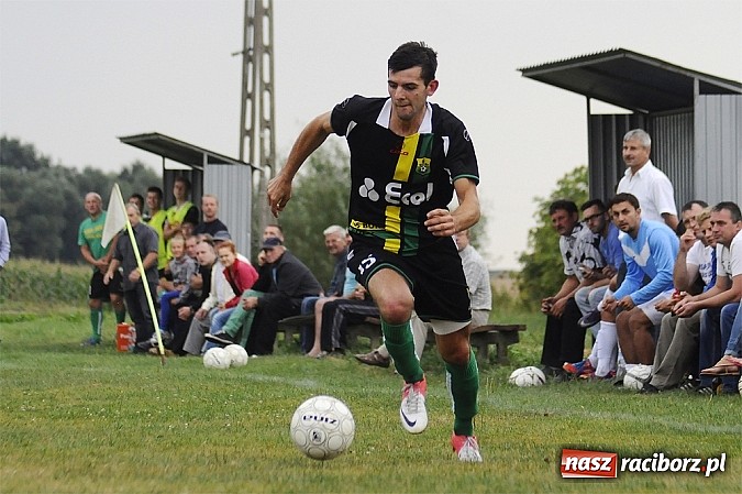 Zdjęcie w galerii na portalu naszraciborz.pl: Buk Rudy pokonał LKS Pawłów wiadomości z regionu