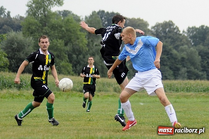 Zdjęcie w galerii na portalu naszraciborz.pl: Buk Rudy pokonał LKS Pawłów wiadomości z regionu
