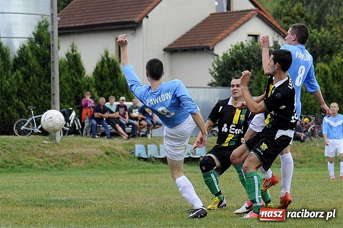 Zdjęcie w galerii na portalu naszraciborz.pl: Buk Rudy pokonał LKS Pawłów wiadomości z regionu