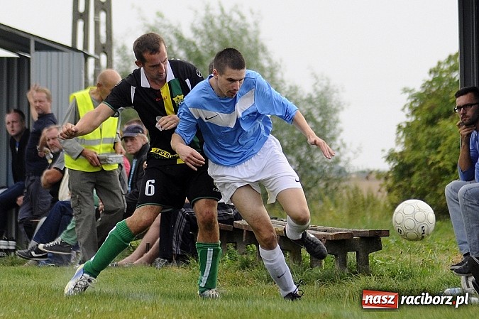 Zdjęcie w galerii na portalu naszraciborz.pl: Buk Rudy pokonał LKS Pawłów wiadomości z regionu