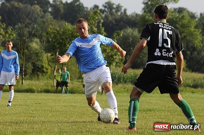 Zdjęcie w galerii na portalu naszraciborz.pl: Buk Rudy pokonał LKS Pawłów wiadomości z regionu