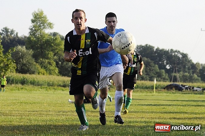Zdjęcie w galerii na portalu naszraciborz.pl: Buk Rudy pokonał LKS Pawłów wiadomości z regionu