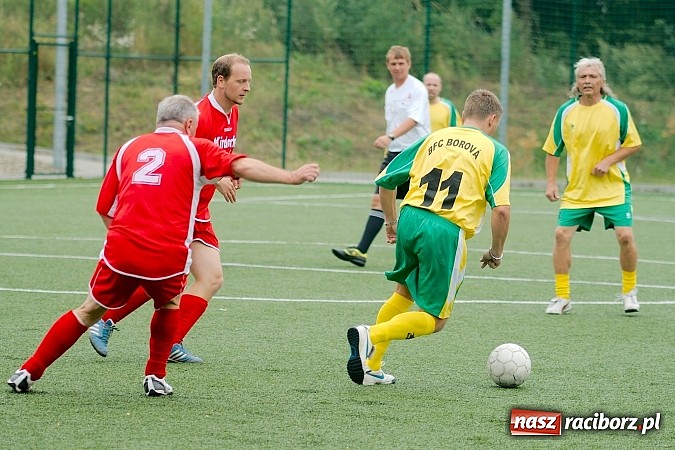 Zdjęcie w galerii na portalu naszraciborz.pl: Oldboy Cup 2013: Zespół z Niemiec zdobył puchar. Krzanowice drugie  wiadomości z regionu